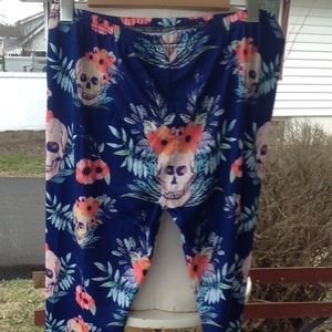 cow cow Pants - Cow cow leggings. cow cow Pants - Cow cow leggings.